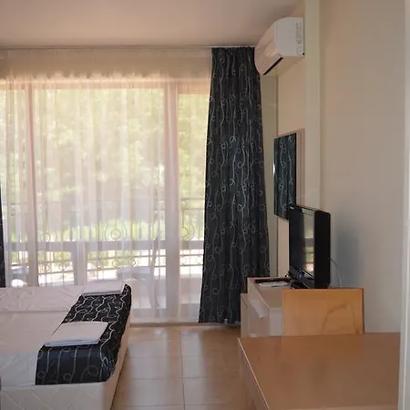 דירה Bratanov River Park Studio סאני ביץ'